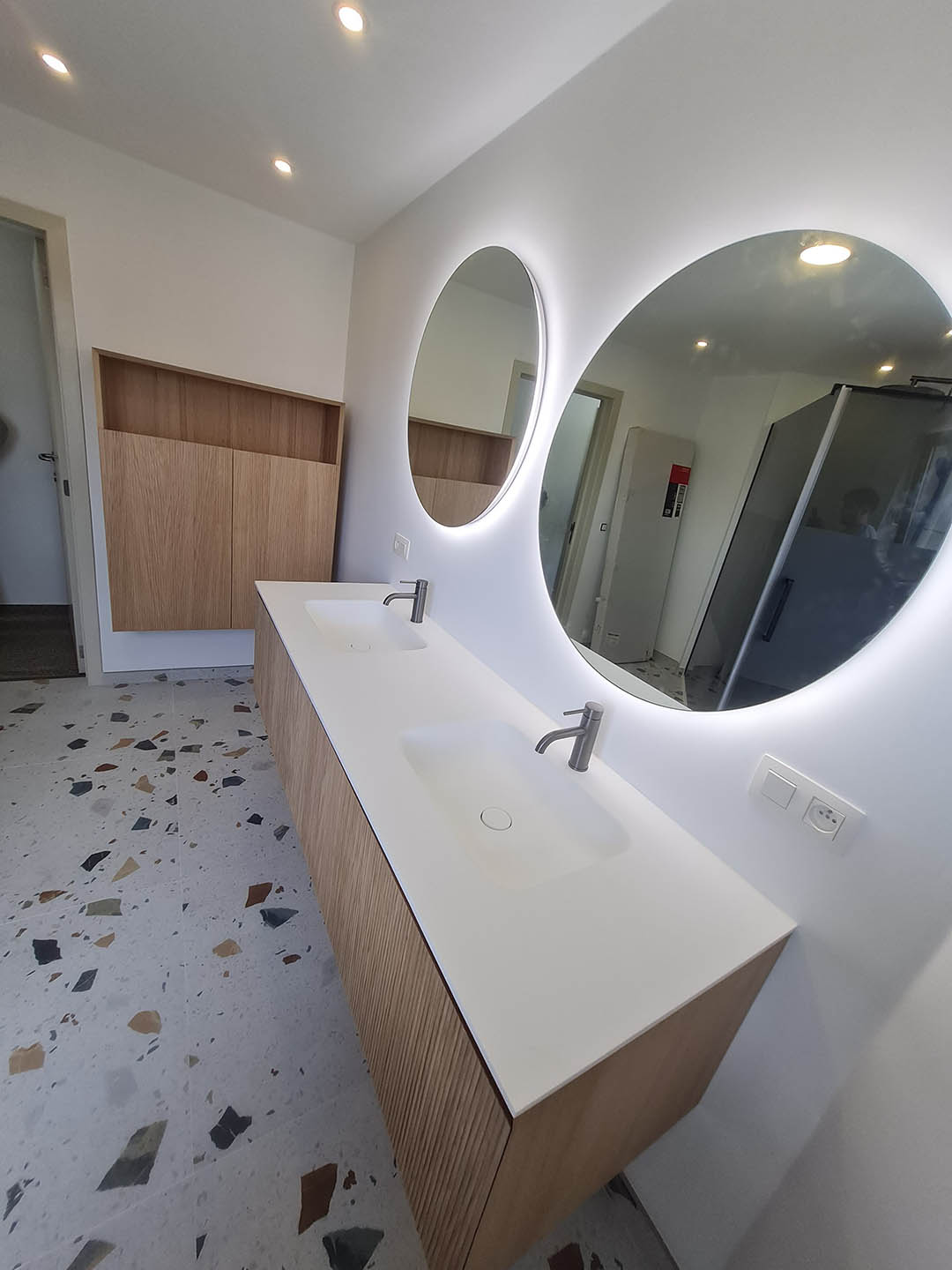 Badkamer renovatie Duffel na spiegels